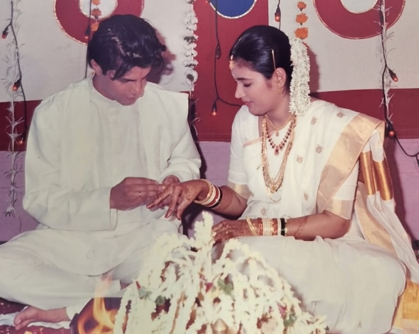 Maitraya's parents' wedding at Murugan Temple